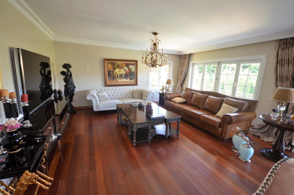 Acarkent'te Özel Sokakta Konaklar Manzaralı Düz Girişli Kiralık Villa