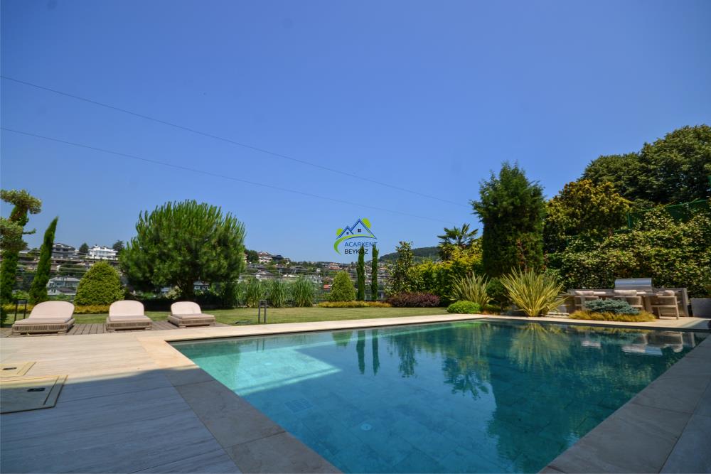 Acarkent'te Modern Mimari Tasarımlı Galeri Boşluklu Full Eşyalı Kiralık Villa