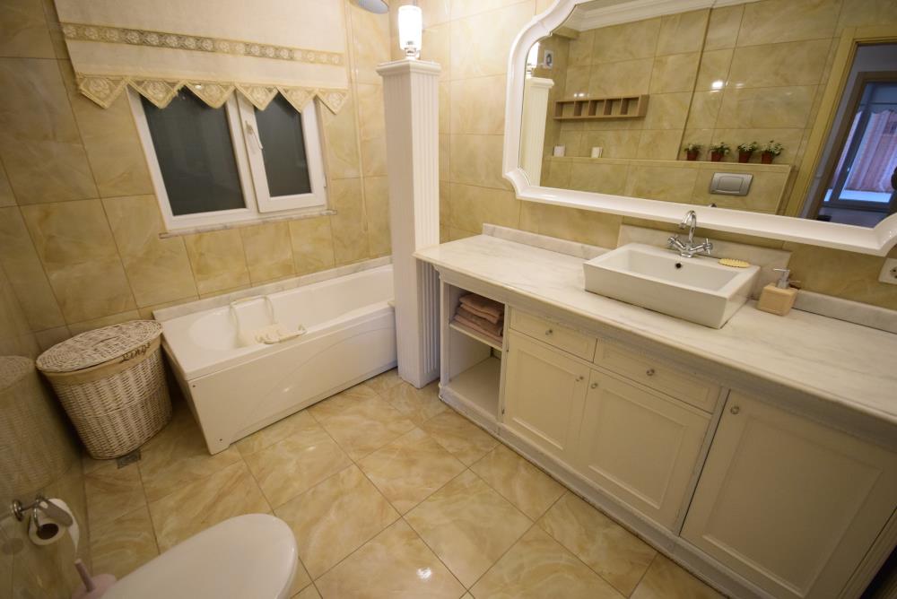 Acarkent'te A Güvenlik Kapısına Yakın Havuzlu Kiralık Bahçe Dubleks