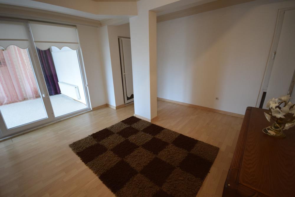 Acarkent'te A Güvenlik Kapısına Yakın Havuzlu Kiralık Bahçe Dubleks