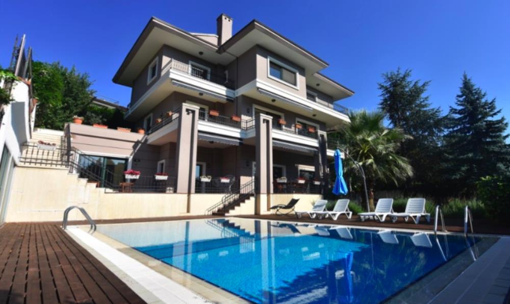 Acarkent'te A Güvenlik Kapısına Yakın B Tipi Özel Projeli Kiralık Villa