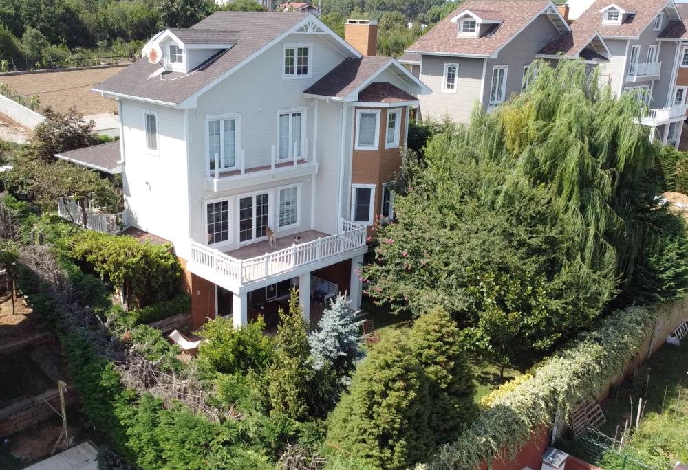 BEYKOZ RİVA PARK EVLERİ SİTESİ MÜSTAKİL SATILIK VİLLA