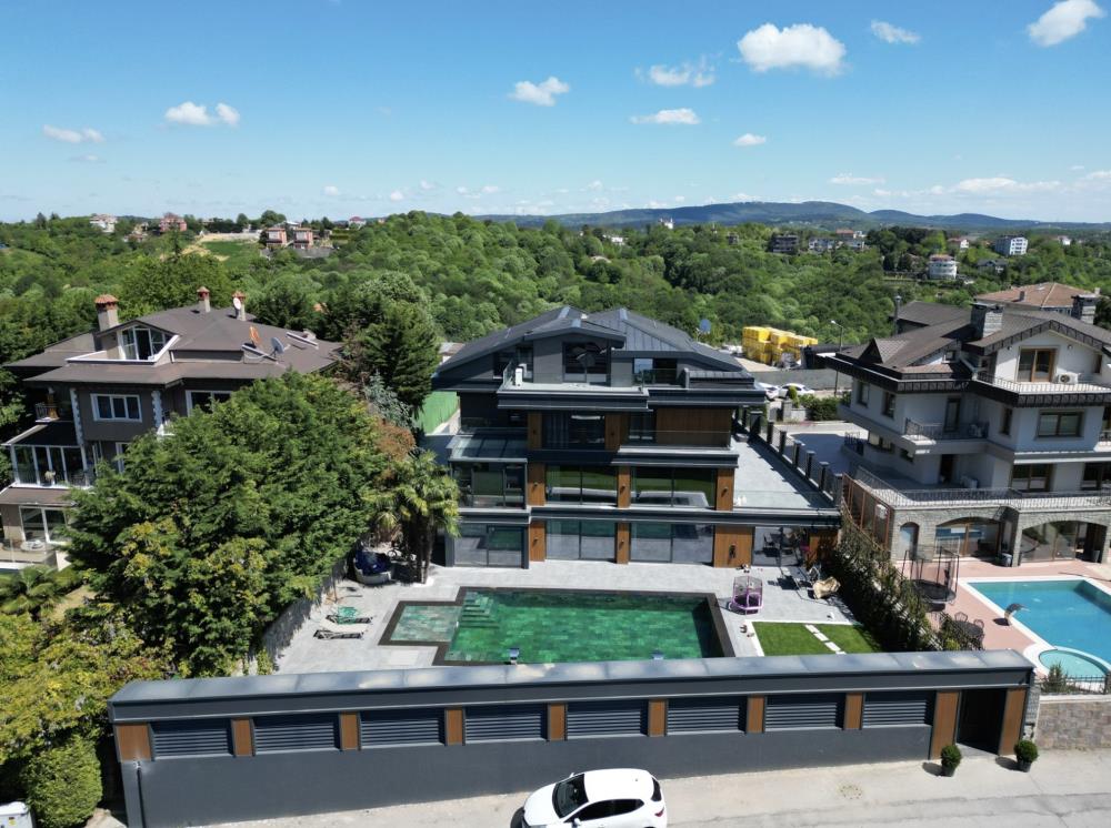Acarkent'te Geniş Kullanım Alanlarına Sahip Yüksek Konumda Masrafsız Villa