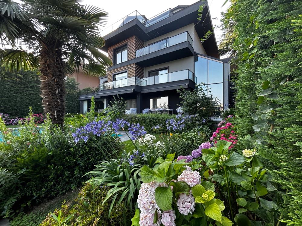 ACARKENT SİTESİ SATILIK C REVİZE MODERN DEKORASYONLU VİLLA