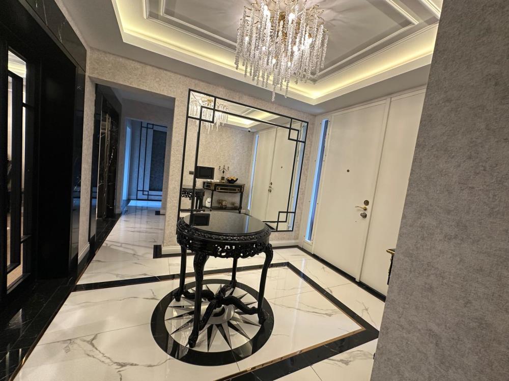 Acarkent'te Komple Yenilenmiş Masrafsız Oturuma Hazır CR Tipi Villa