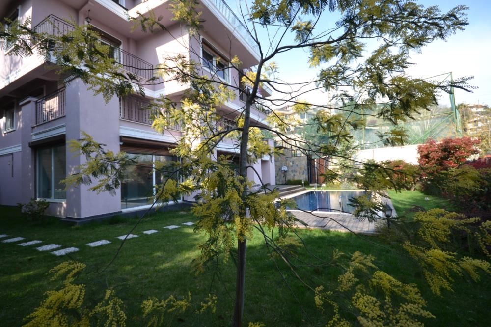 Acarkent'te Hakim Konumlu Yenilenmiş Full Eşyalı Çelik Çatılı B Tipi Villa