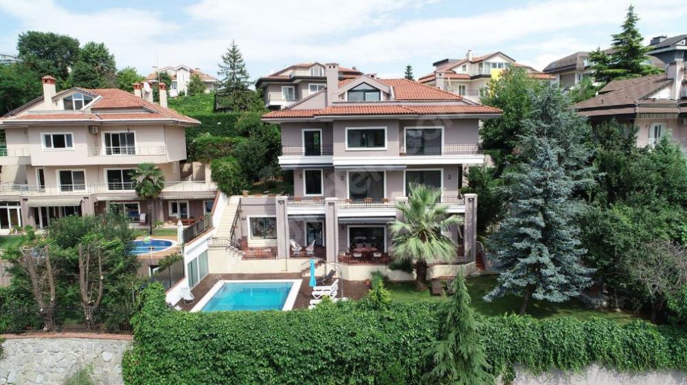 Acarkent'te A Güvenlik Kapısına Yakın B Tipi Özel Projeli Kiralık Villa