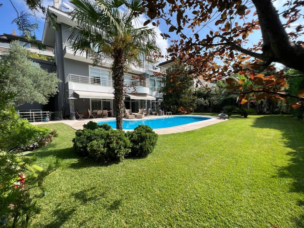 ACARKENT SİTESİ ORMAN MANZARALI GÜNEY CEPHELİ BR TİPİ VİLLA