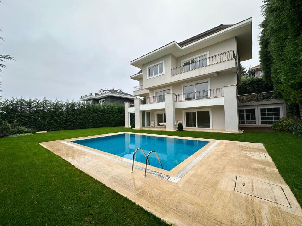 ACARKENT SİTESİ B TİPİ FIRSAT VİLLA