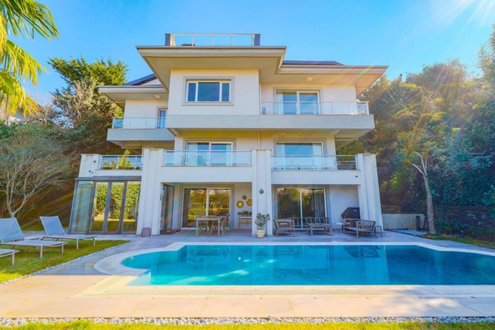 ACARKENT SİTESİ HAKİM KONUMLU MASRAFSIZ KİRALIK VİLLA