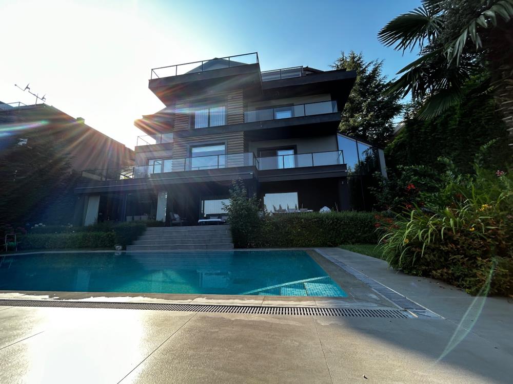 ACARKENT SİTESİ SATILIK C REVİZE MODERN DEKORASYONLU VİLLA