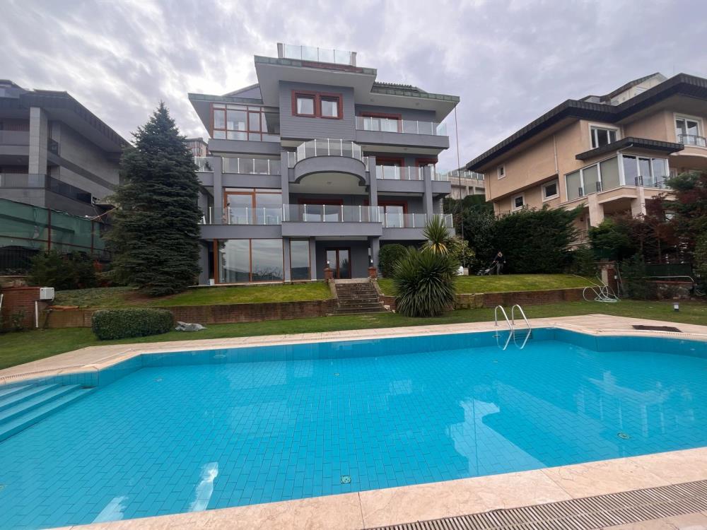 Acarkent'te Hakim Konumlu 4.5 Katlı Br Tipi Katma Değeri Yüksek Satılık Villa