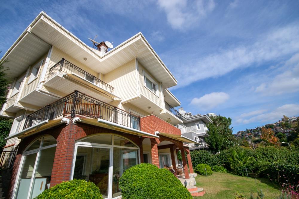 ACARKENT SİTESİ SATILIK GÜNEY CEPHELİ C TİPİ VİLLA